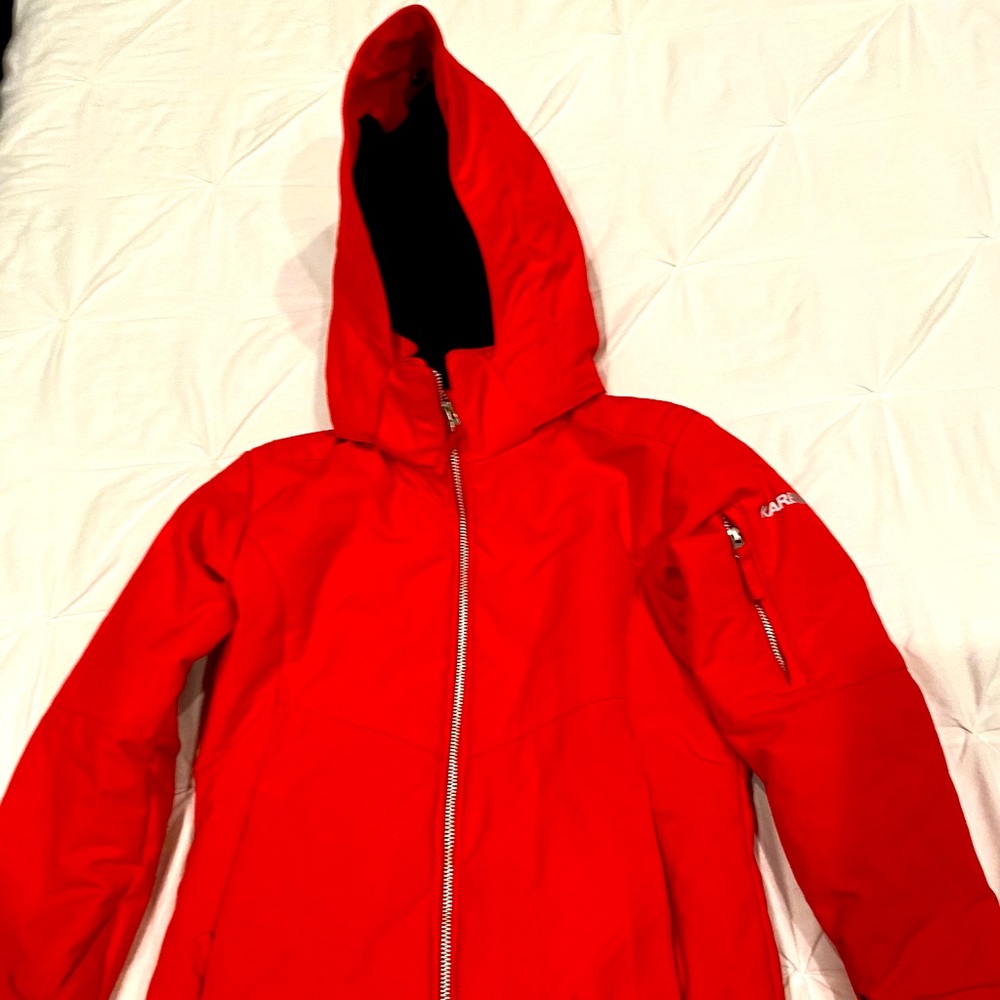 Red Karbon youth  size 10 snowboard jacket